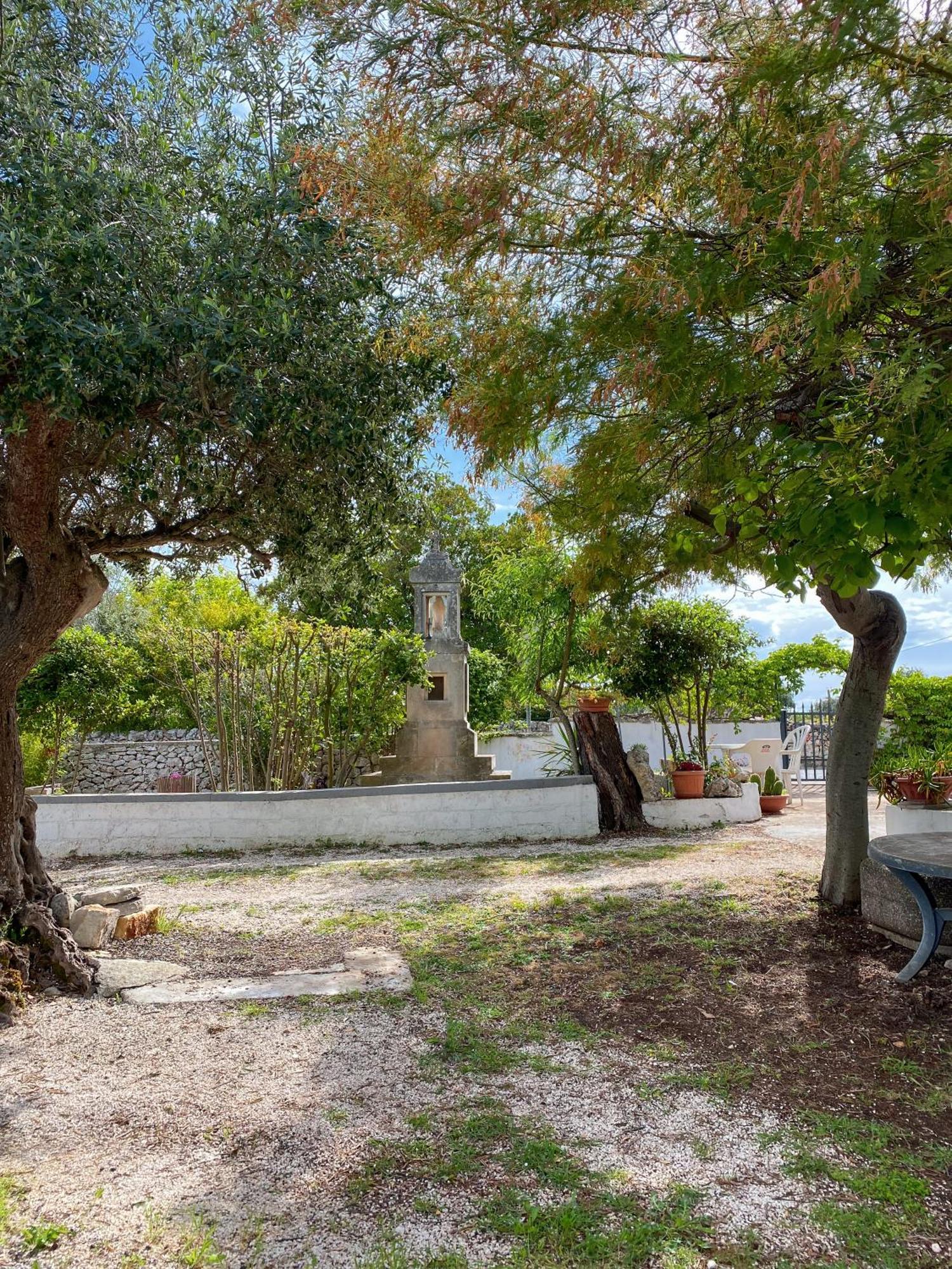 Ferienwohnung Trullo Pinto Locorotondo Exterior foto
